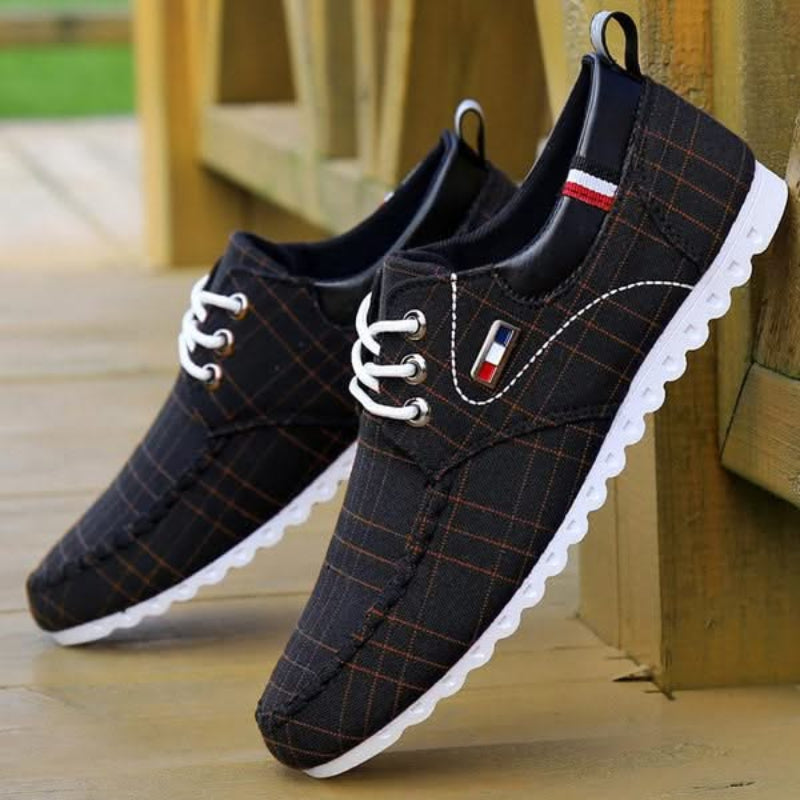 California | Stylish Designer Deck Sneakers