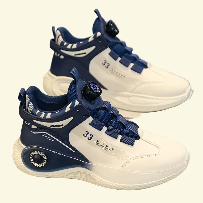 Vanta Men's Outdoor Sneakers Featuring a Rotating Buckle