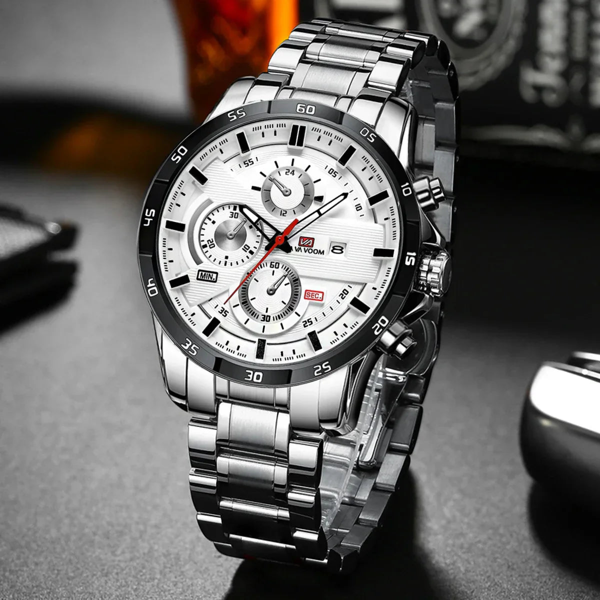 Bruce Men's 46mm Racing-Inspired Sports Watch - Large Leather Casual Design